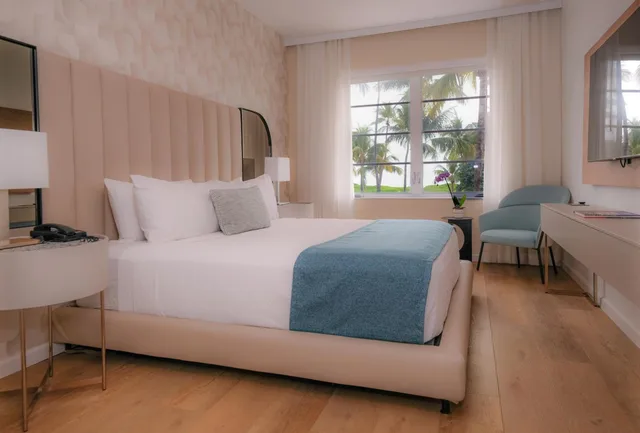 Room, King Bed, Ocean Front، Avalon 1/10