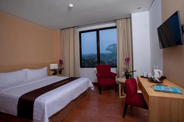 غرفة سوبيريور بسرير مزدوج، Padjadjaran Suites Resort Convention 1/1