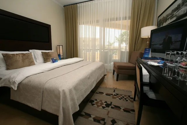 غرفة قياسية، Grand Tala Bay Resort Aqaba 3/9