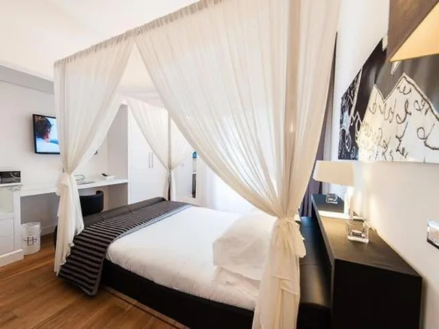شقة سوبيريور بسريرين منفصلين مع أريكة، LHP Suite Santa Margherita 1/3