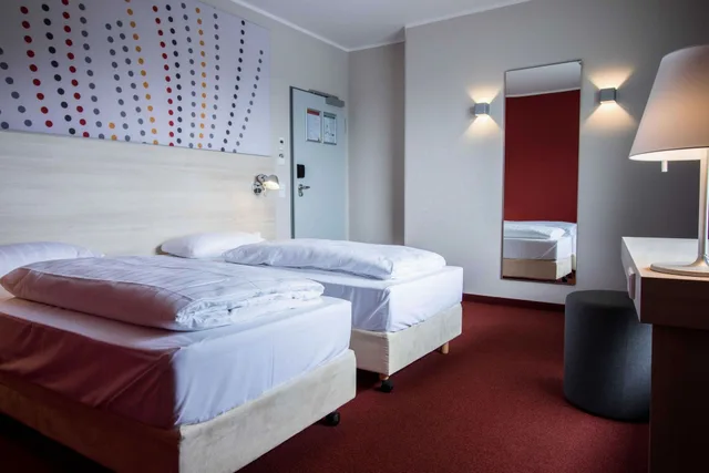 غرفة قياسية بسرير مزدوج، Serways Hotel Remscheid 2/5