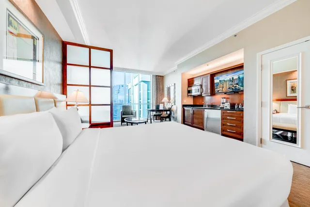 استوديو بشرفة، Jet Luxury Resorts @ The Signature Condo Hotel 3/10