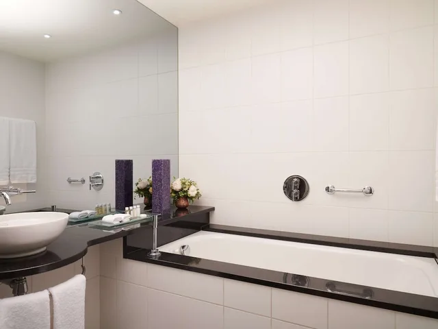 Rose, Fairmont, Garden, Suite, Double Bed، Carton House a Fairmont Managed Hotel 3/3