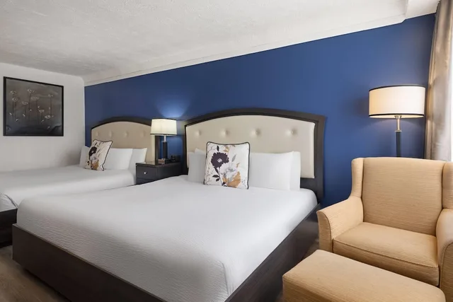 غرفة بسريرين كينج، Travelodge by Wyndham Drummondville 4/7