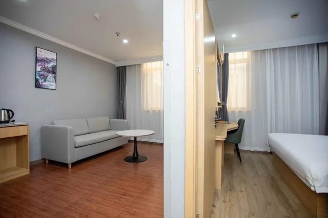 جناح بزنس بسرير كينج، GreenTree Inn Shanghai Luojing Express Hotel 2/2