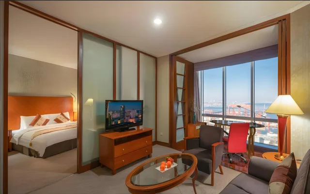 جناح بسرير كينج بإطلالة على البحر، Hotel Nikko Dalian 1/1