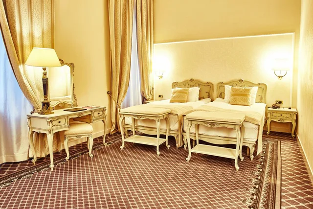 غرفة قياسية مفردة، Grand Hotel Continental 4/11
