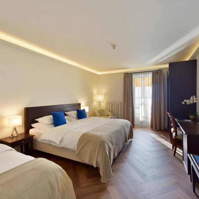 غرفة سوبيريور ثلاثية بسرير فردي بإطلالة على البحيرة، GOLF HOTEL RENE CAPT 3/9