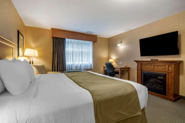 جناح، Best Western Sicamous Inn 3/6