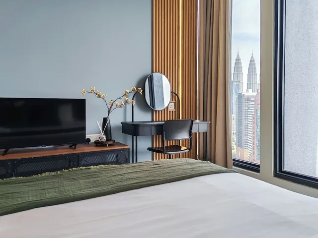 Skyline, Modern, Sanctuary, Deluxe, King Bed, Expressionz KLCC by Wodages 8/10