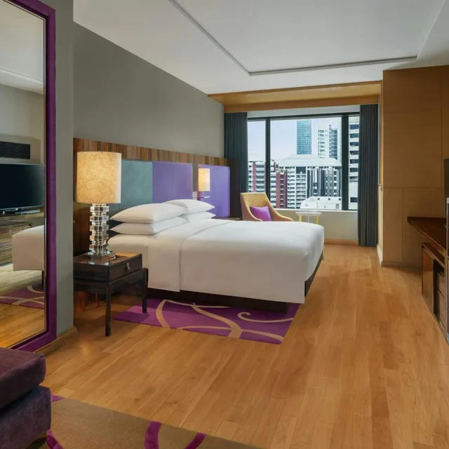 جناح بسرير كينج، Renaissance Bangkok Ratchaprasong Hotel 1/2