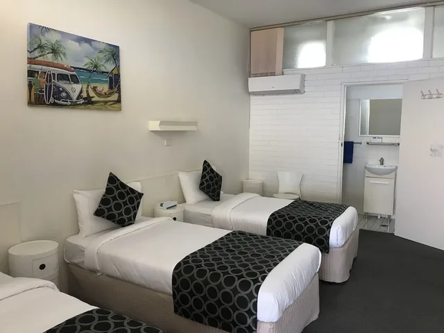 Deluxe, Triple, 3 Beds, Coffs Shearwater Motel 1/2