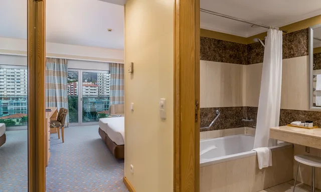 غرفة كلاسيكية بإطلالة على المدينة، Pestana Carlton Madeira 5/5