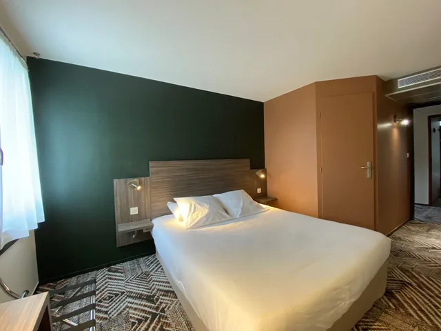 غرفة قياسية بسرير كوين، Loreak Hotel 5/9