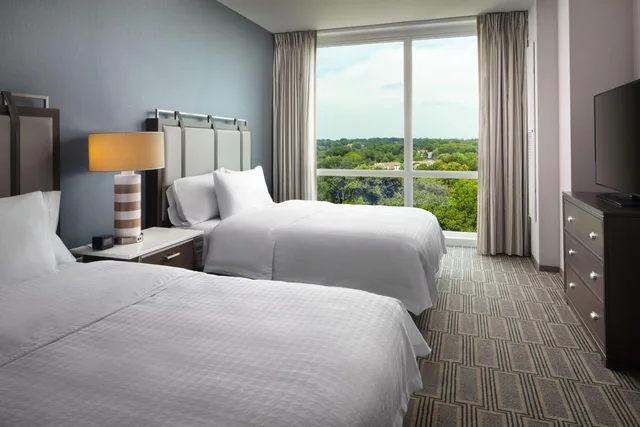 جناح بسريرين كوين بإطلالة على المدينة مع أريكة لذوي الإعاقة، Homewood Suites By Hilton Teaneck Glenpointe 2/4