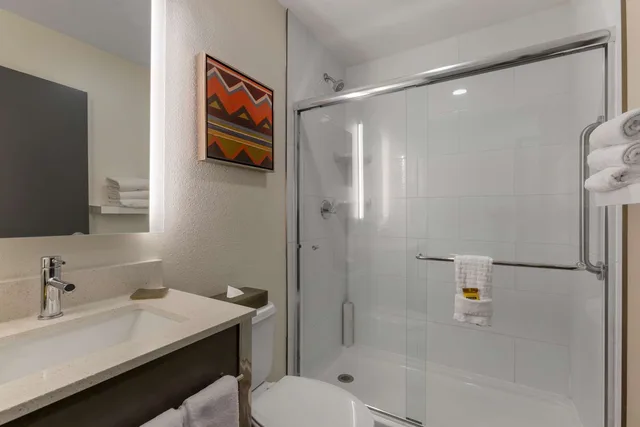 غرفة بسرير كينج، Best Western Plus Yuma Foothills Inn & Suites 4/4