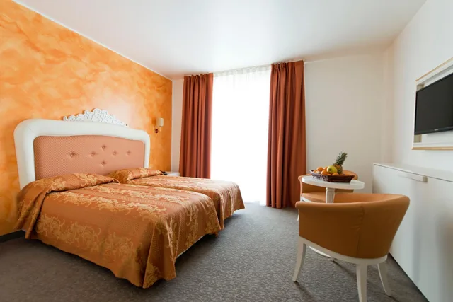 غرفة سوبيريور ثلاثية، Palace Hotel la Conchiglia D Oro 5/10