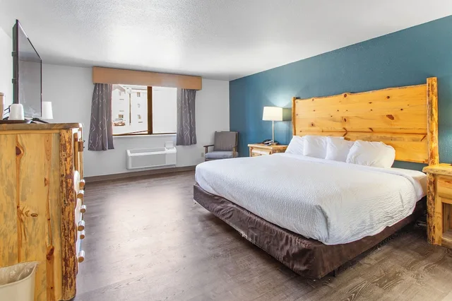 جناح ديلوكس بسرير كينج، Studio6 Suites Butte, MT I-90 I-15 4/6
