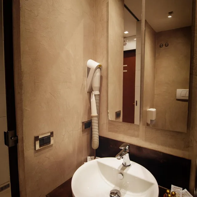 Superior, Double Bed, Two Extra Beds، Hotel Gran Paradiso 3/5