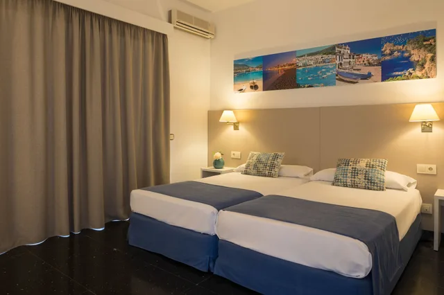 غرفة بسريرين منفصلين، htop Caleta Palace 8/10