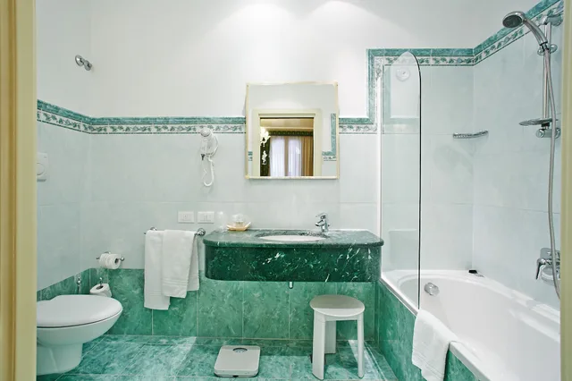 غرفة كلاسيكية بسرير كوين، San Luca Hotel 3/3