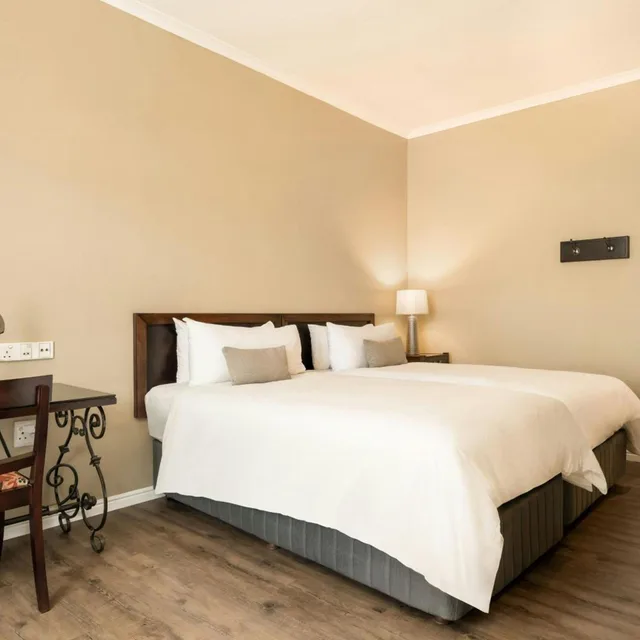 غرفة بسريرين منفصلين، Protea Hotel Nelspruit 14/17