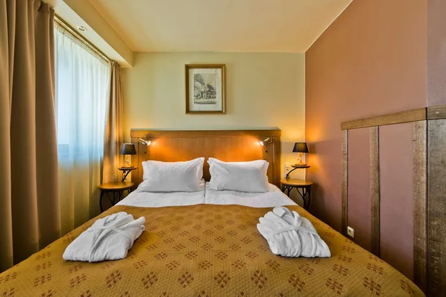 Suite, King Bed, Sauna، Best Western Vilnius 1/2