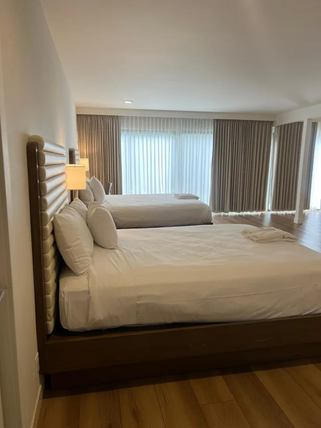 جناح جونيور تنفيذي بسريرين مزدوجين، Luxe Sunset Boulevard Hotel 3/7