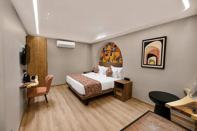 Executive, Double Bed, HOTEL POONAM HAVELI 5/10