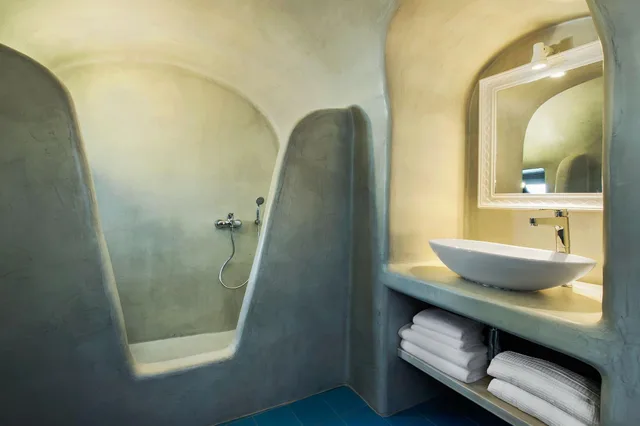 Superior, Suite, Caldera View, Bathtub، Villa Irini Fira 2/3