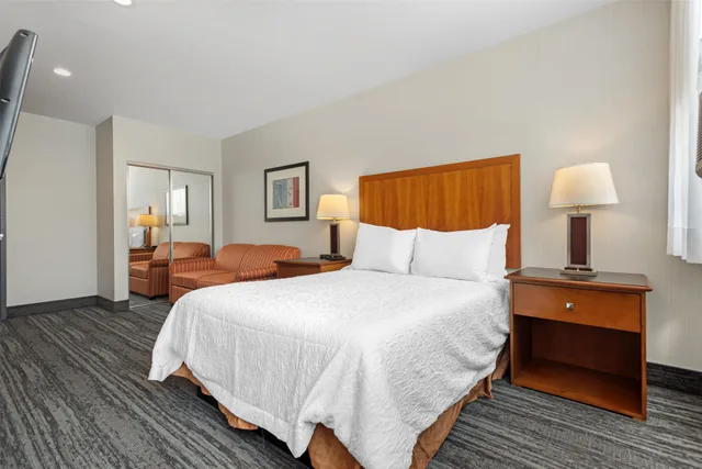 Room, Queen Bed, Accessible, Best Western Plus Suites Downtown 1/8