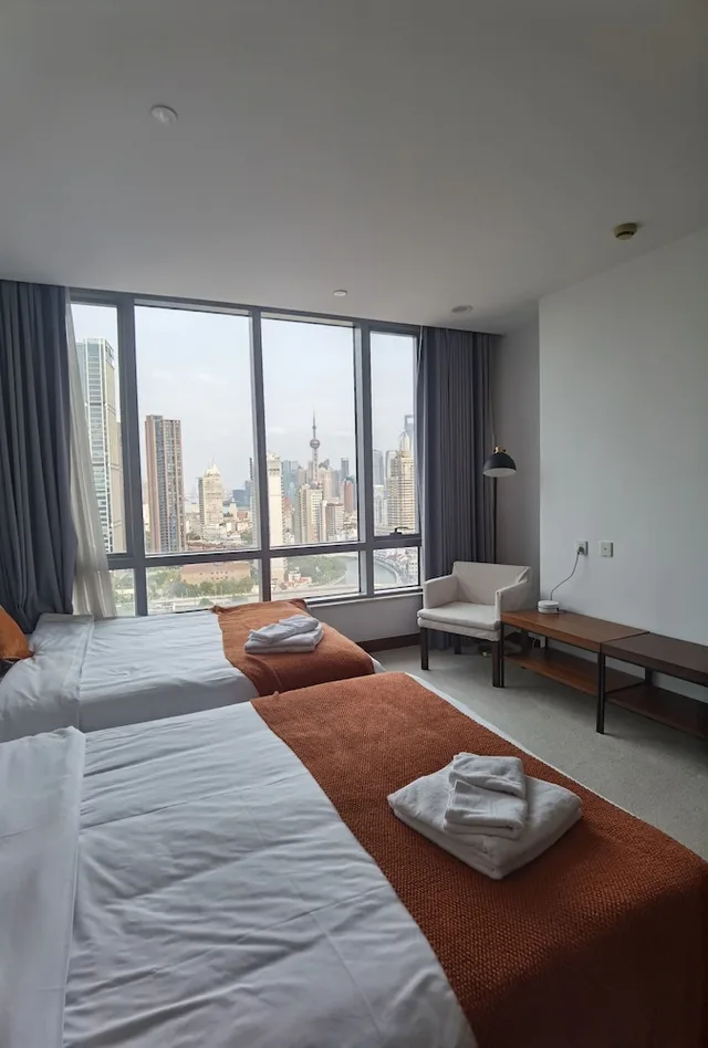 شقة سكنية سوبيريور بسريرين كينج وسريرين كوين بإطلالة على المدينة، River House Near Peoples Square And The Bund 4/10