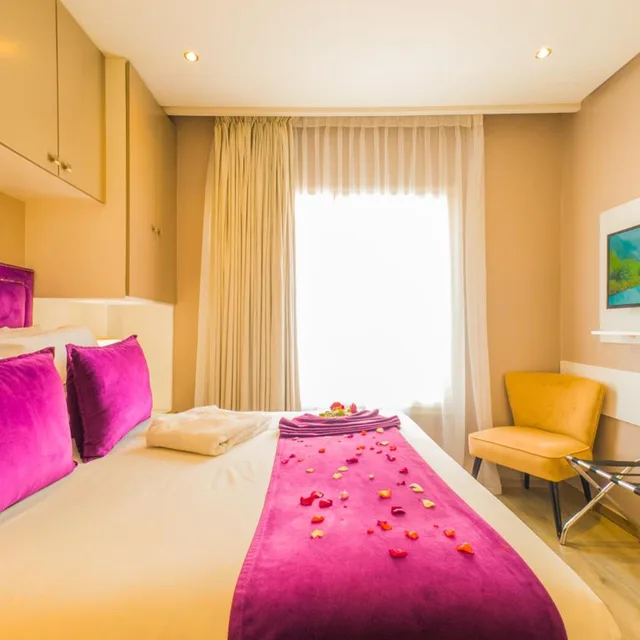 Suite, Terrace, Rent Inn Suites Hotel 3/7