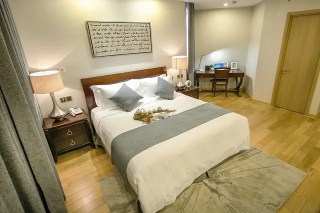One Bedroom Deluxe (King)، Green Court Residence Jinqiao Diamond Shanghai 1/2