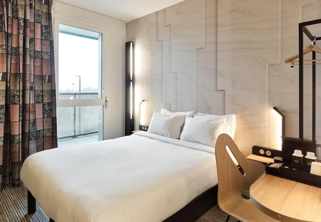 غرفة كومفورت بسرير مزدوج، B&B Hotel Versailles Rocquencourt 1/3