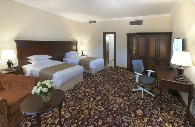 جناح بسرير كينج، Ani Grand Hotel Yerevan 7/10