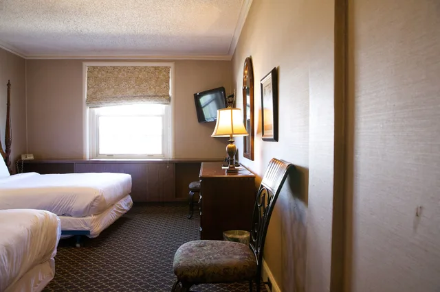 غرفة بسريرين مزدوجين، Spokane Club Inn 1/2