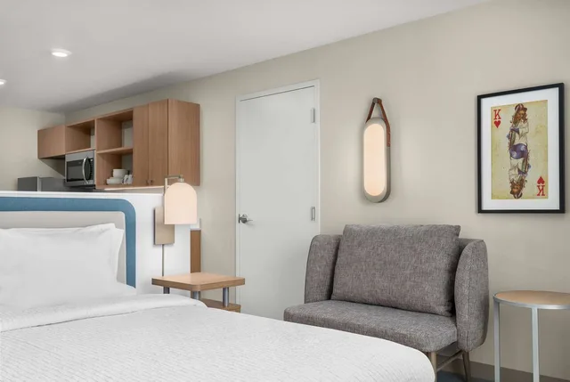 Efficiency, Suite, King Bed, Bathtub, Homewood Suites by Hilton North Las Vegas Speedway 1/4