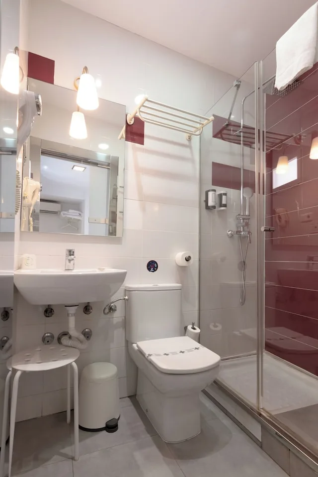 غرفة أساسية مفردة بإطلالة على الفناء، Hotel La Milagrosa 8/11