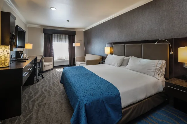 جناح بسرير كينج، Holiday Inn Express Hotel Suites Santa Clara 1/5