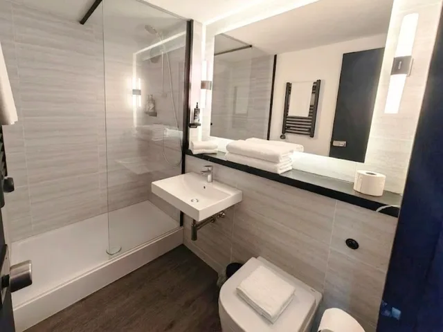 غرفة تنفيذية بسرير مزدوج، The Crossway Hotel Part of AG Collection 2/3
