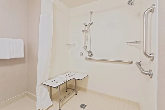 جناح بسريرين مزدوجين بغرفتي نوم لذوي الإعاقة، Residence Inn by Marriott Tampa at USF/Medical Center 2/2