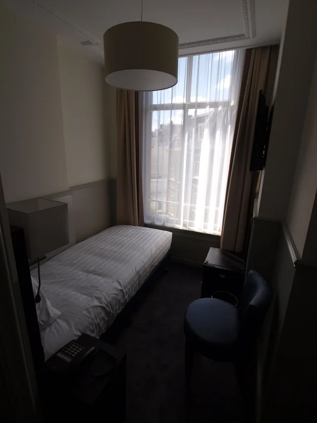 غرفة ديلوكس مفردة بسرير فردي، Hotel Clemens 2/4