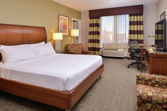 suite, accessible, Hilton Garden Inn Boise Spectrum 1/9