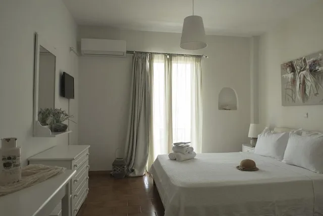 غرفة بسرير مزدوج بإطلالة على البحر، Fiamegou Villa 2/9
