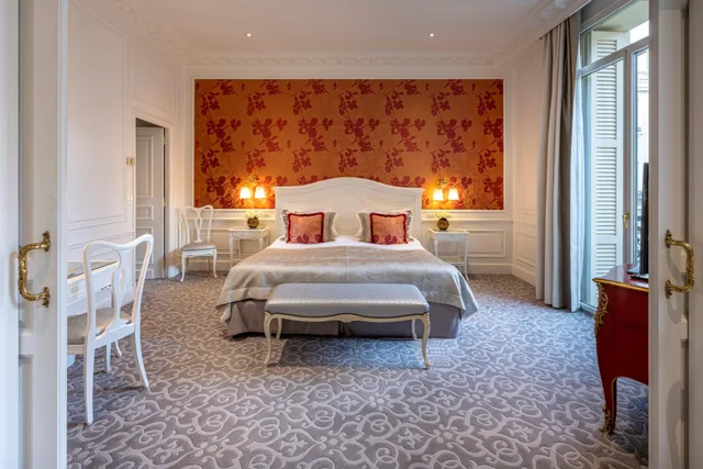 1 Bedroom, Suite, City or Courtyard View، Hotel Hermitage Monte Carlo 1/7
