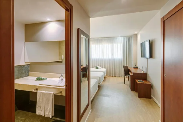 غرفة بسرير فردي مع سرير إضافي، Sercotel Ciutat de Montcada 9/10