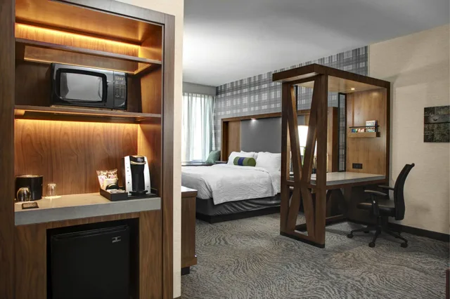جناح بسريرين كوين، Springhill Suites Bozeman 4/4