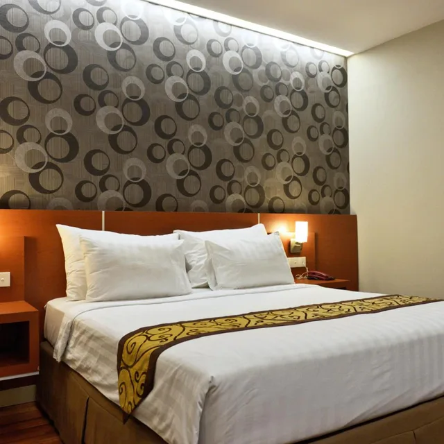 غرفة ديلوكس بسرير مزدوج، Hotel Trio Indah 2 Malang 3/10
