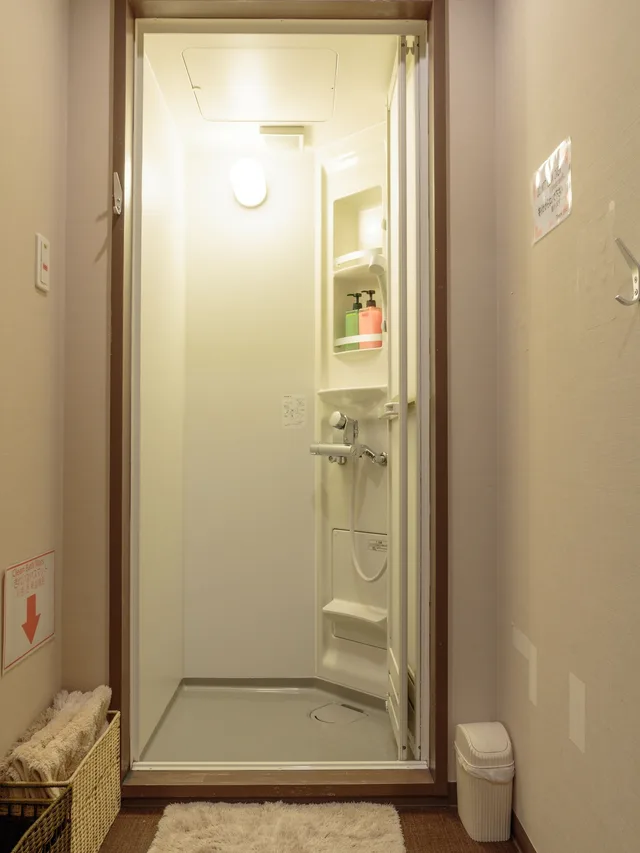 Female Dorm, 6 Beds, Fukuoka Hana Hostel 2/4